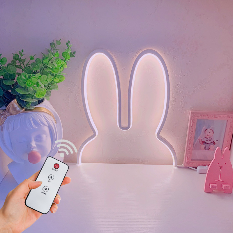 Simpatiche luci da parete a fo - Home Cinema Led Projector recensione e prezzo